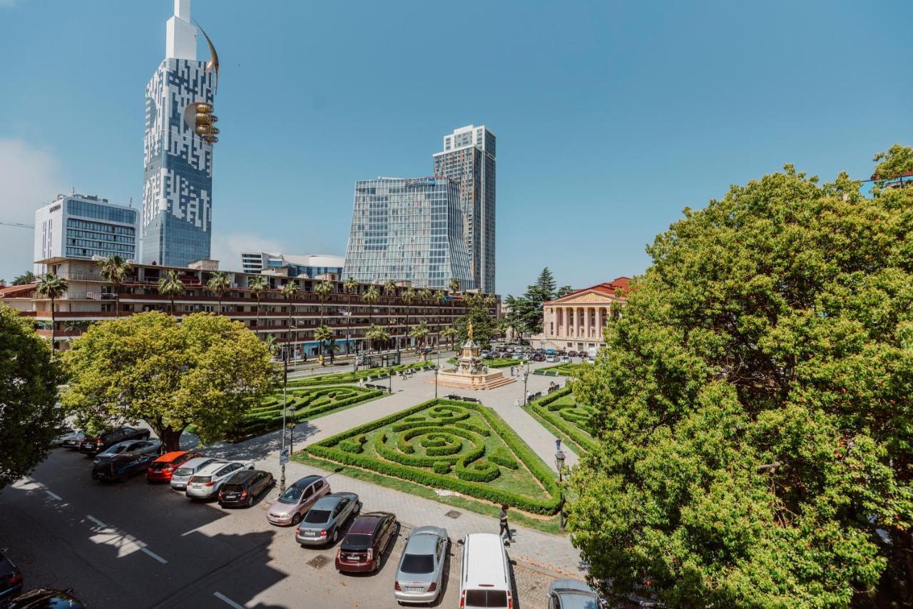 Golden Palace Batumi Hotel & Casino Exterior photo